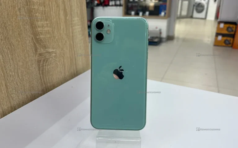 Apple iPhone 11 4/64 ГБ