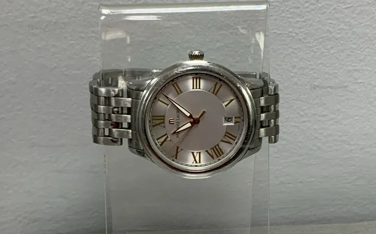 Часы  Maurice Lacroix LC1077