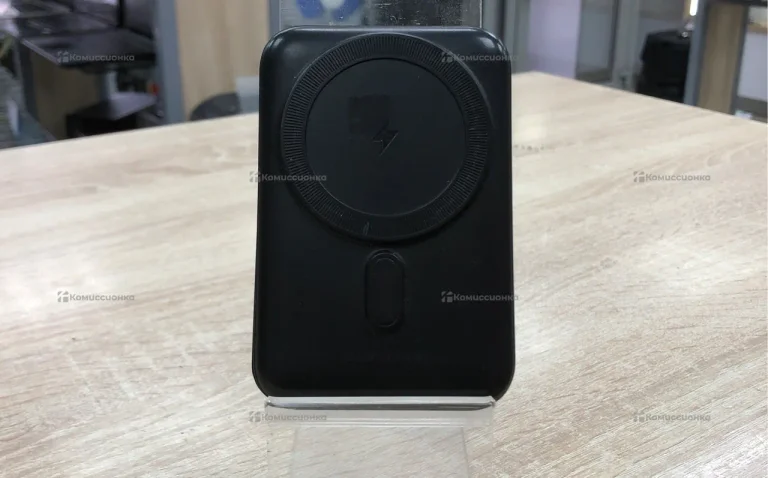 Power Bank с беспроводной зарядкой 10000Mah