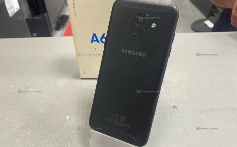 Samsung Galaxy A6 3/32 ГБ