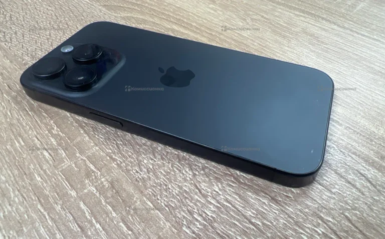 Apple iPhone 15 Pro 8/128 ГБ