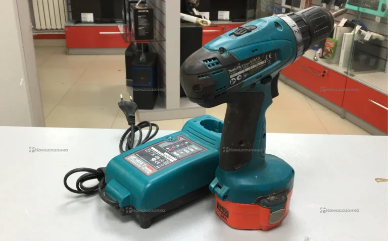 Дрель шуруповёрт Makita 6281D