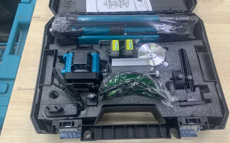 Makita Лазерный уровень 4D