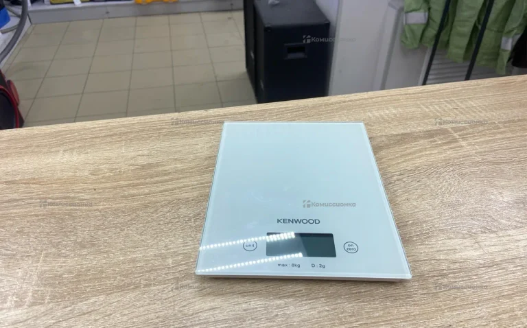 Весы KENWOOD DS401