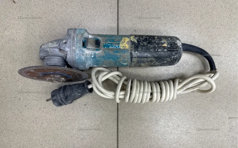 УШМ Makita 9558HNR