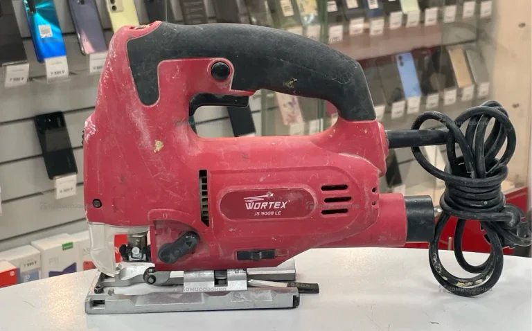 Лобзик Wortex JS9008LE025