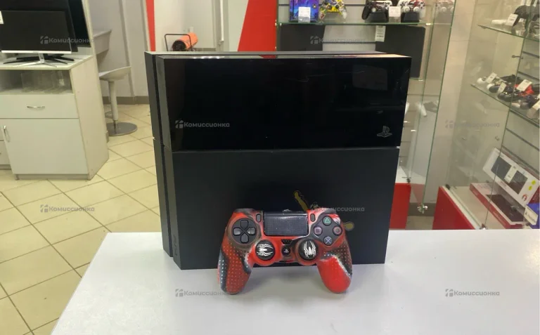 Приставка Sony PlayStation 4 Fat 500 ГБ