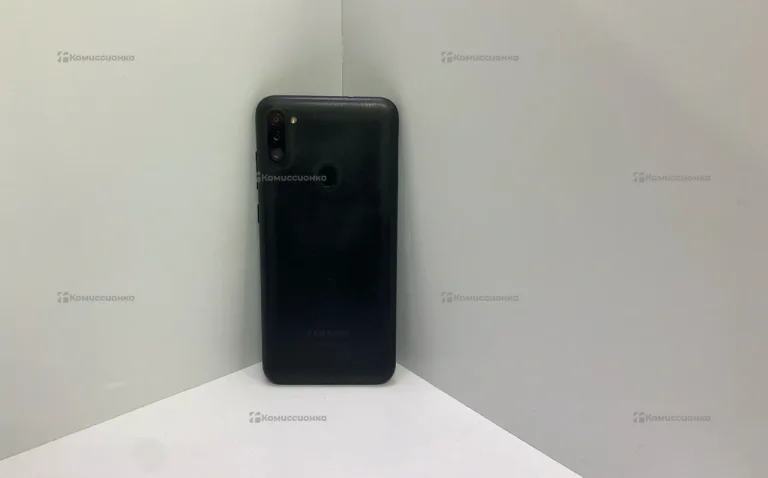 Samsung Galaxy M11 3/32 ГБ