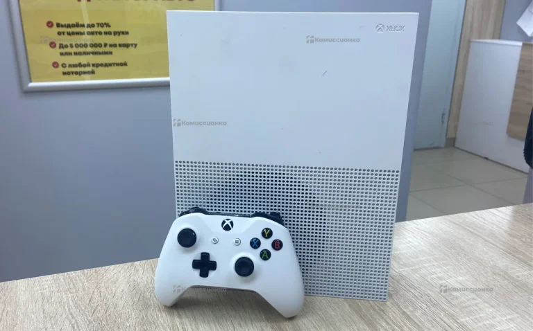 Приставка Xbox One S 500 ГБ