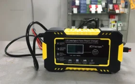 Автомобильная зарядка motor mind