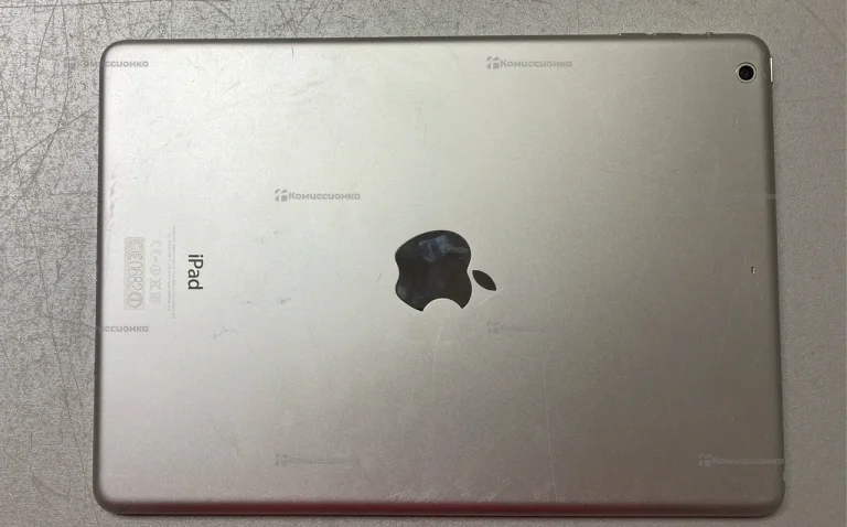 Планшет Apple iPad 2 16Gb Wi-Fi