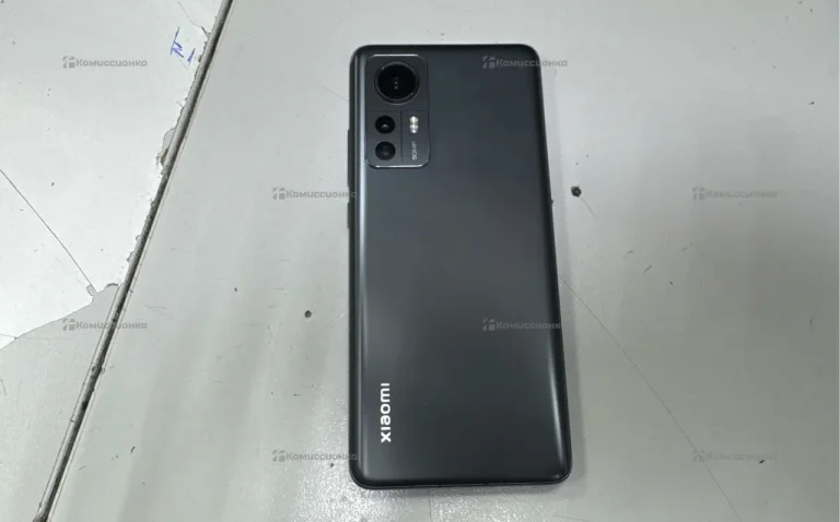 Xiaomi 12 256 ГБ
