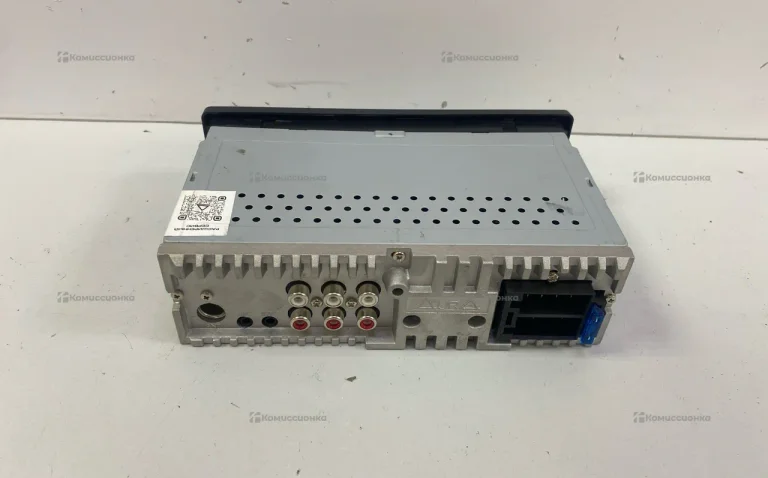 Автомагнитола  aura amn-79dsp без фишки
