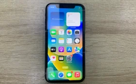 Apple iPhone XR 64 ГБ