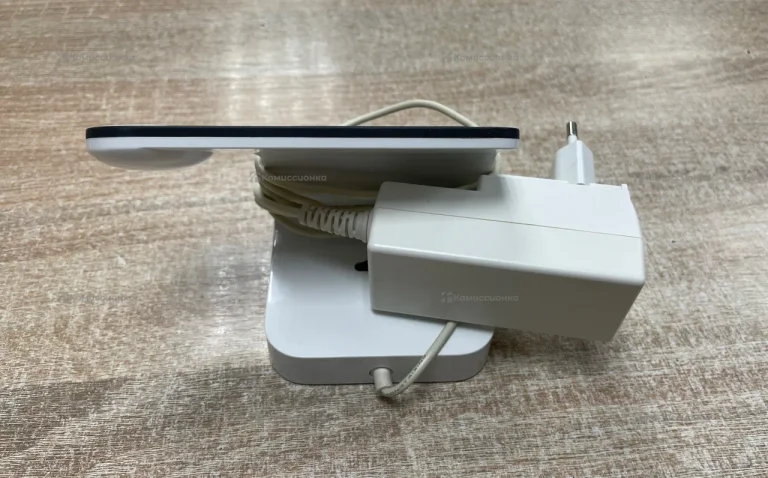 Зарядная станция Belkin 2в1