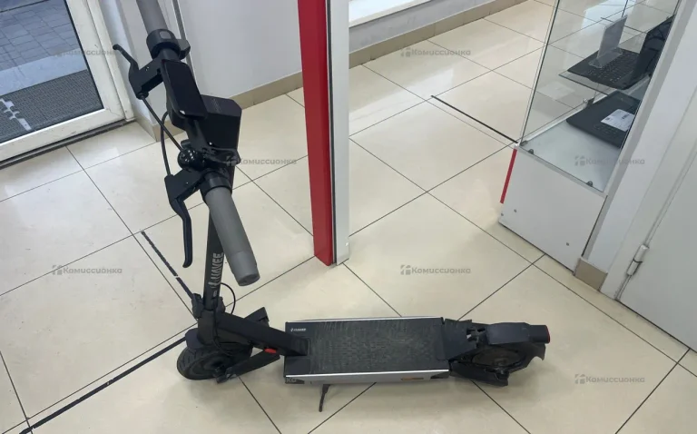 Электросамокат NAVEE S60