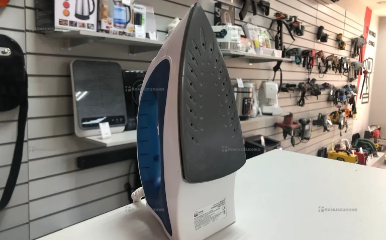Утюг home element синий