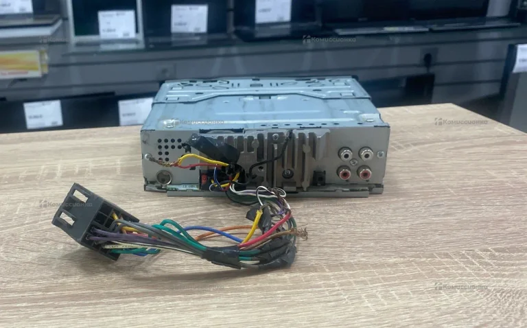 Автомагнитола  pioneer deh-1052ub