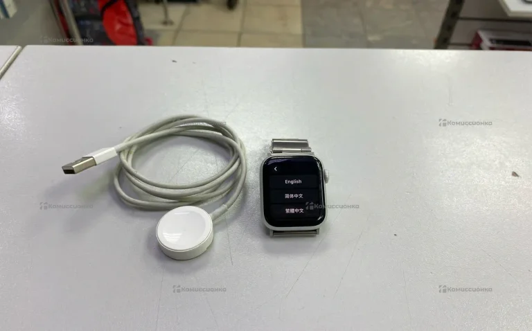 Часы Apple Watch Series 4 40mm