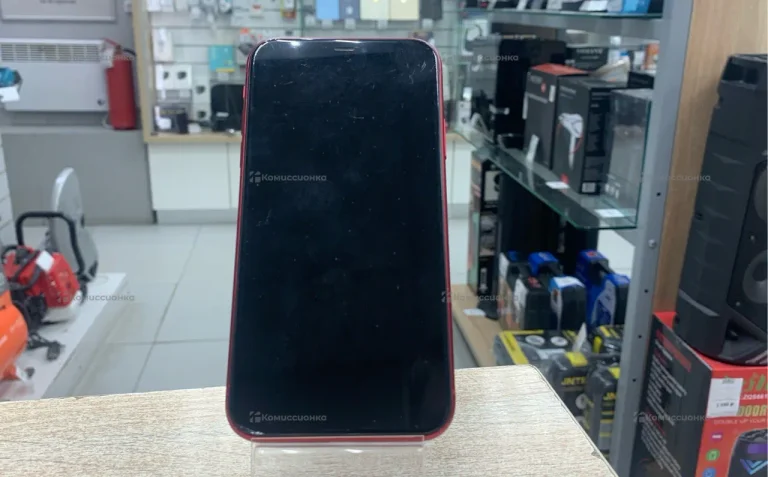 Apple iPhone 11 4/64 ГБ