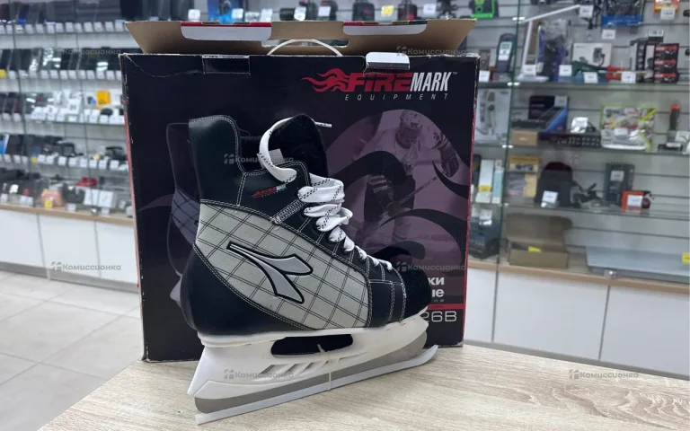 Коньки хоккейные HK-326B 41p