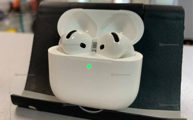 Наушники  AirPods 4