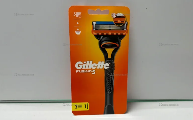 Бритва Gillette Fusion 5 с 2 сменными кассетами