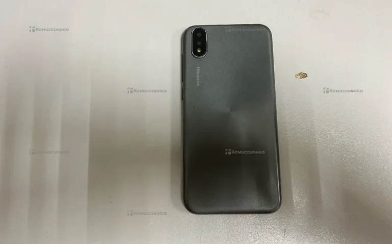 Hisense F25 2/16 ГБ