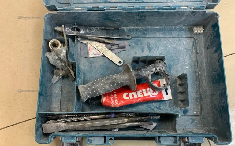 Перфоратор makita HR2470