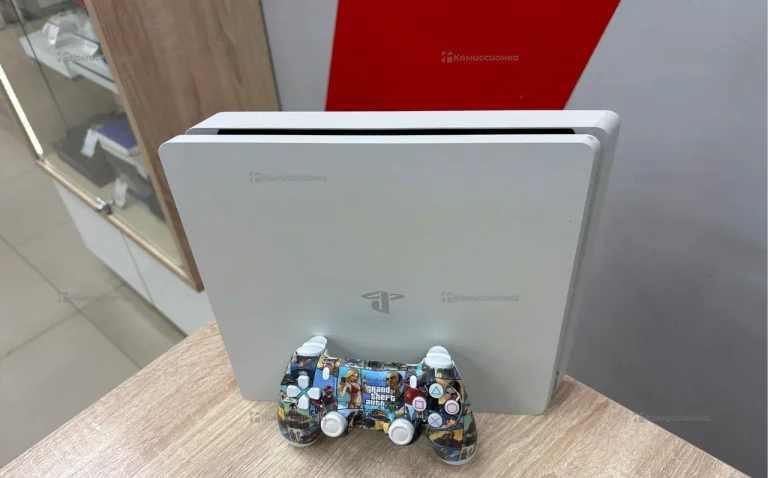 Приставка PS4. Игровая приставка PS4 slim 500Gb