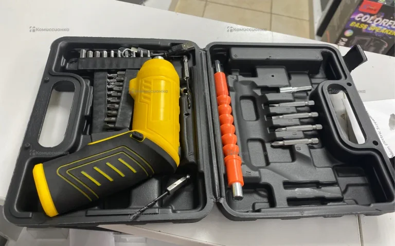 Шуруповерт Dewalt реплика