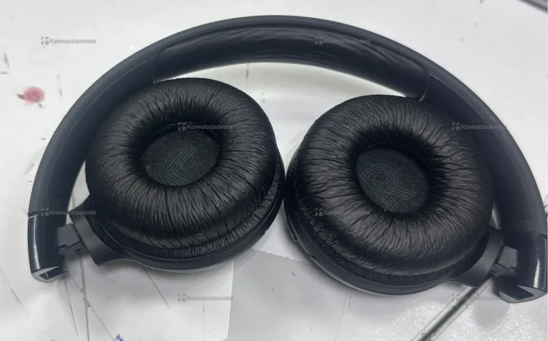 Наушники  JBL