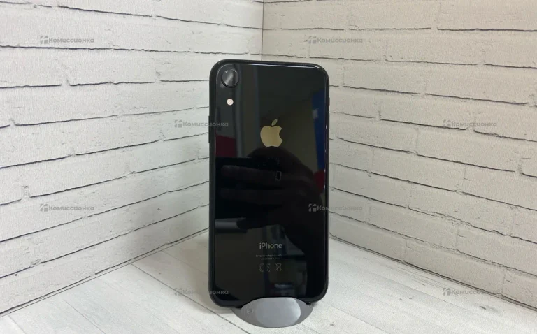 Apple iPhone XR 3/64 ГБ
