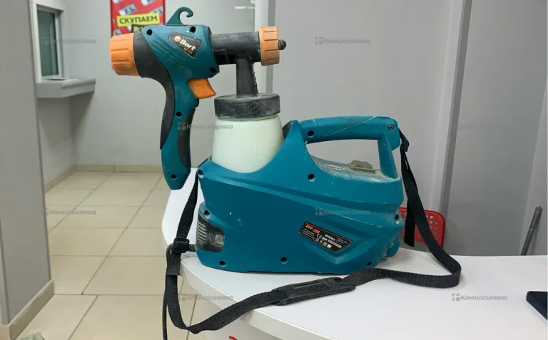 Краскопульт Bort BFP-350