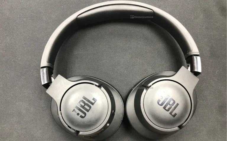 Наушники JBL TUNE 720BT