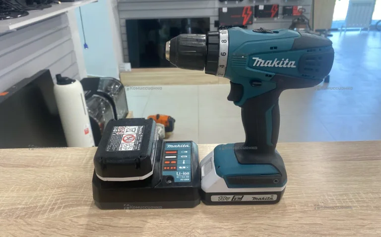 Дрель-шуруповерт makita DF347DWE