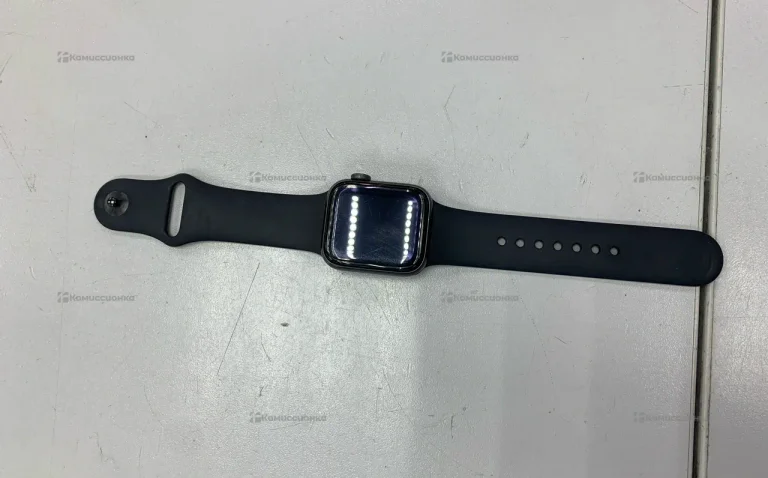 Часы  Apple Watch SE 40mm