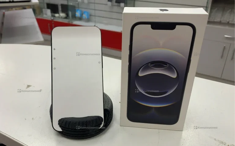 Apple iPhone 16e 128 ГБ
