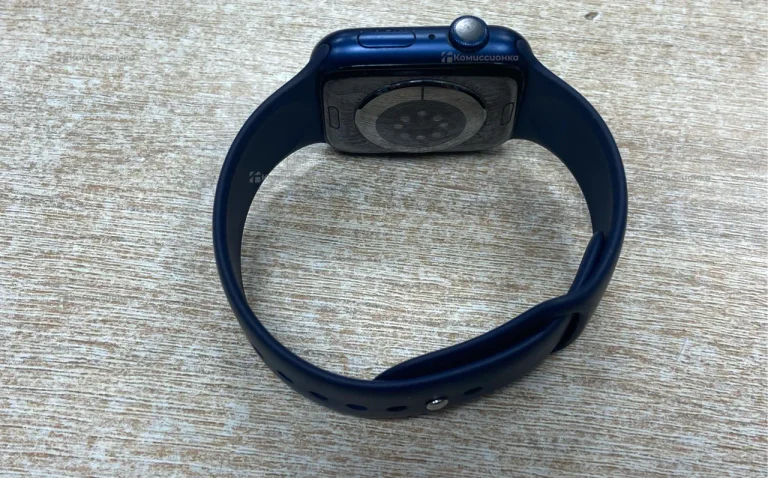 Часы Apple Watch Series 6 44mm
