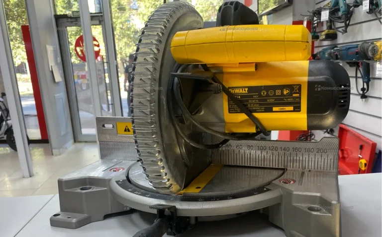 Торцовочная пила dewalt DW714