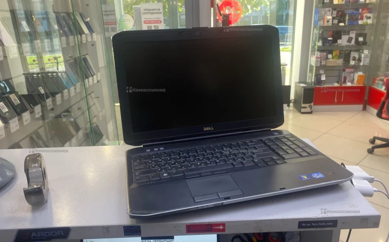 Ноутбук  dell latitude e5530