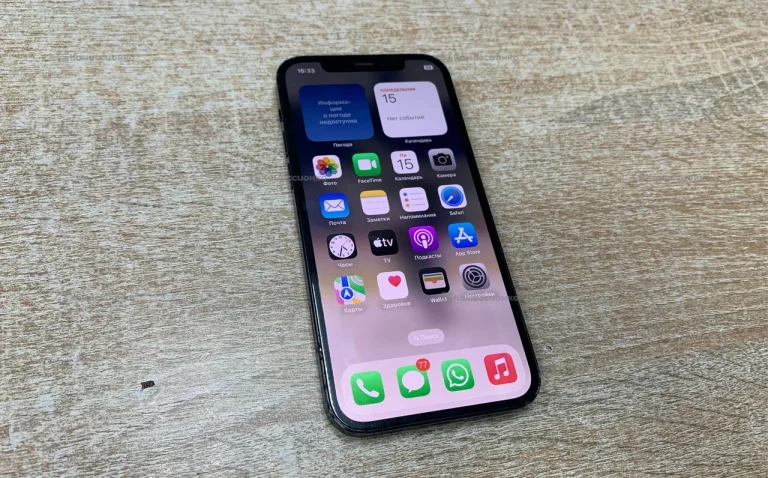 Apple 12 64 ГБ