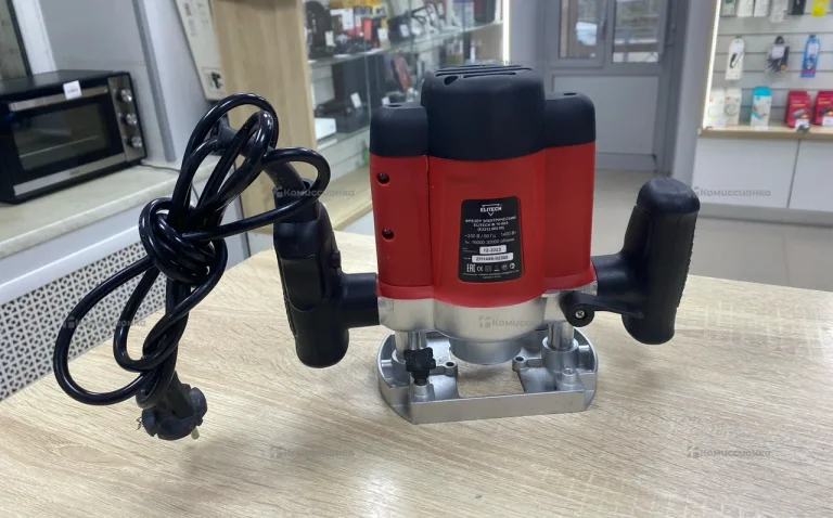 Elitech фрезер Ф 16-00Э