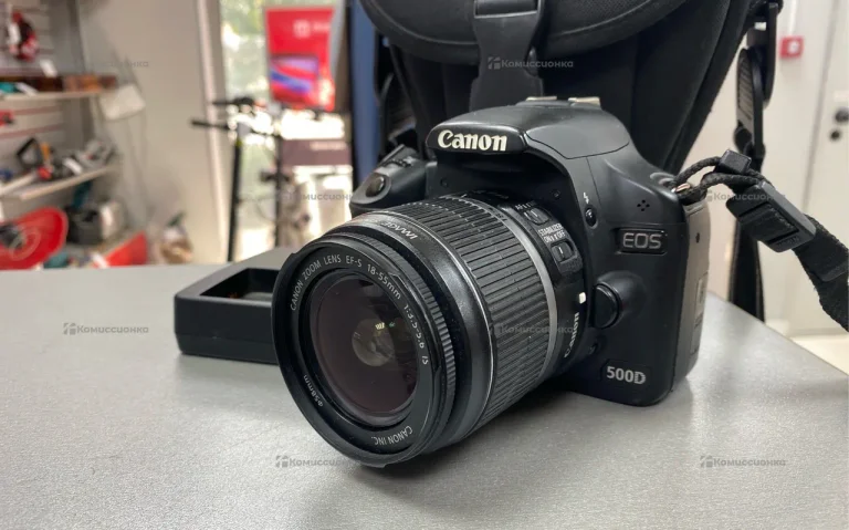Фотоаппарат  Camon EOS 500D