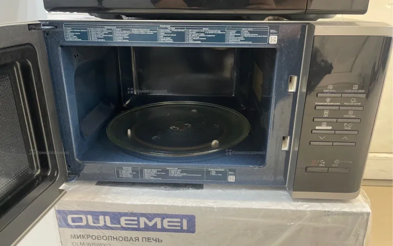 Микроволновая печь Samsung MG23K3573AS