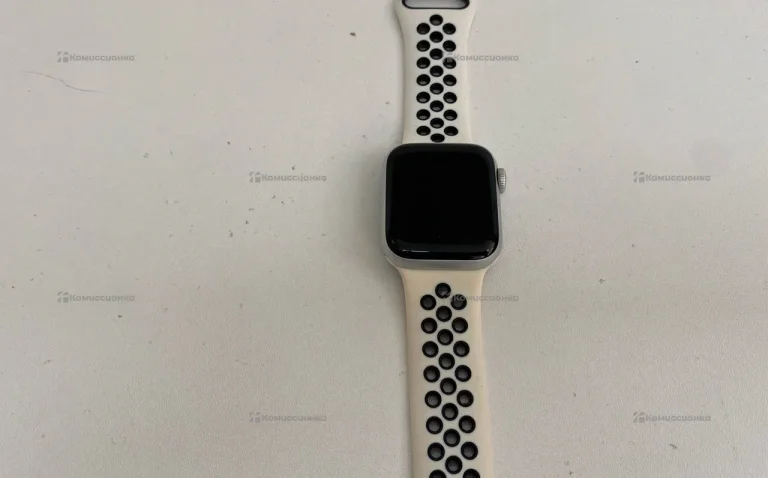 Часы Apple Watch SE 40mm