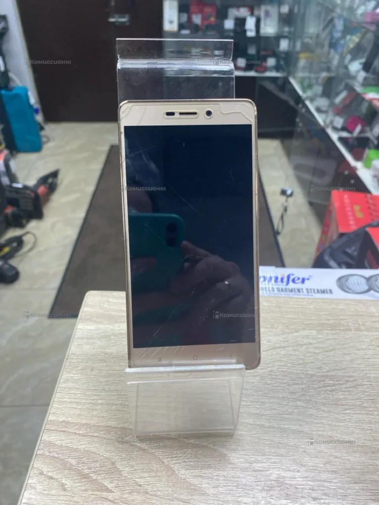 Xiaomi Redmi 3s 3/32 ГБ