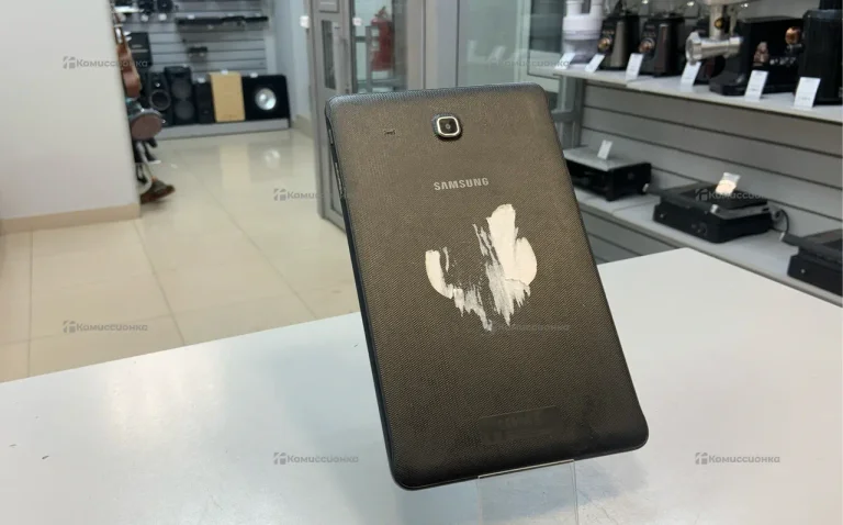 Планшет Samsung Galaxy Tab E 9.6 SM-T561N 8Gb