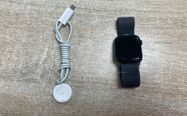 Часы  Apple Watch 2gen 44mm SE