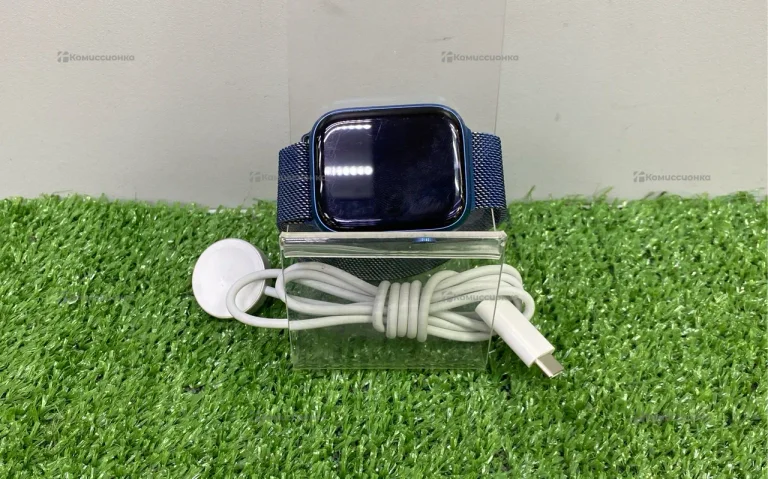 Часы  Apple Watch 7 45mm
